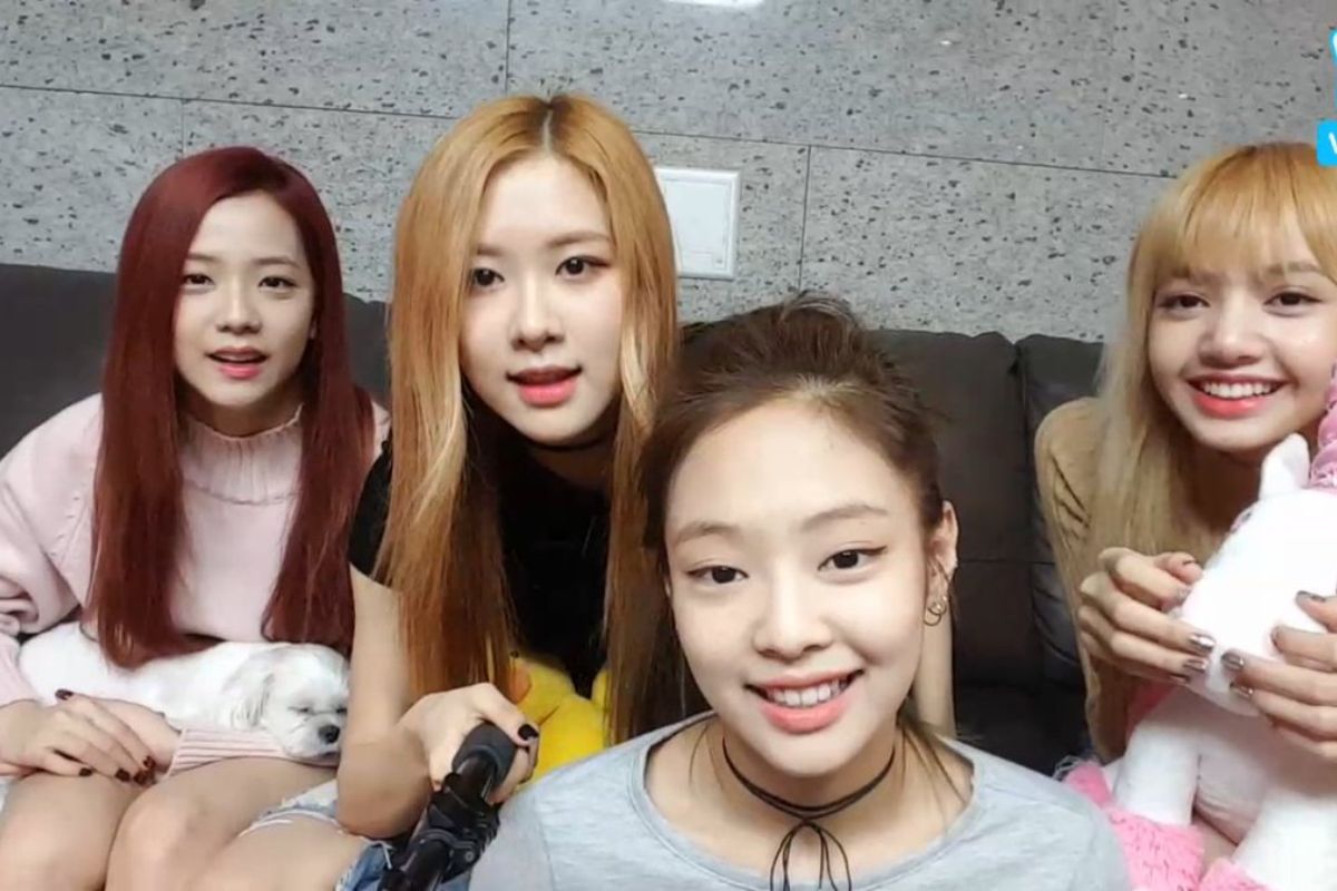 Группа BLACKPINK Розе без макияжа