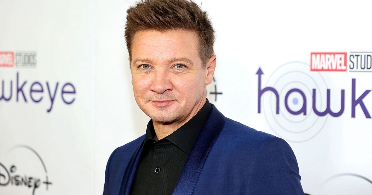 Jeremy Renner Snow Plowing Accident 