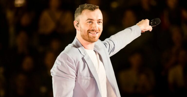 Who is Sam Smith? How did he become famous? - Business Roundups