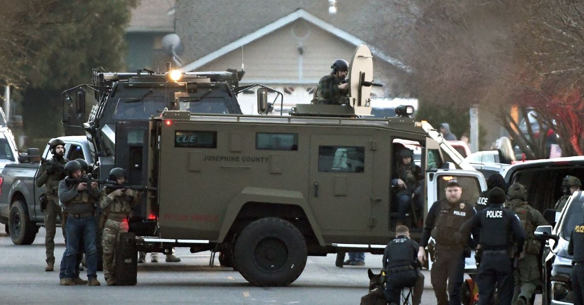 Oregon Woman's Kidnapper Dies from Self-inflicted Gunshot Wound After Police Standoff