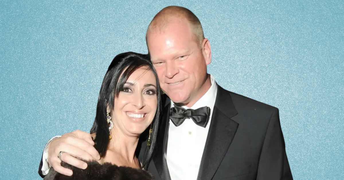 Is Mike Holmes Married?