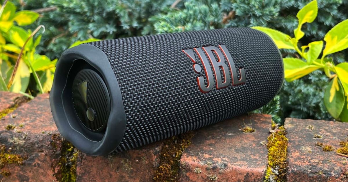 Should You Wait for the JBL Charge 6?