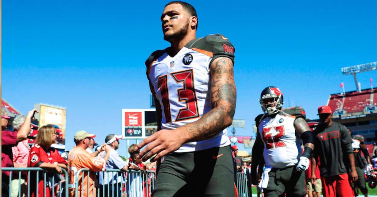 mike evans height