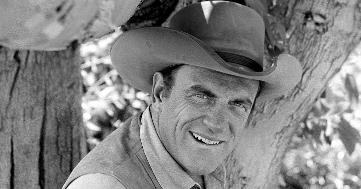 how did james arness die