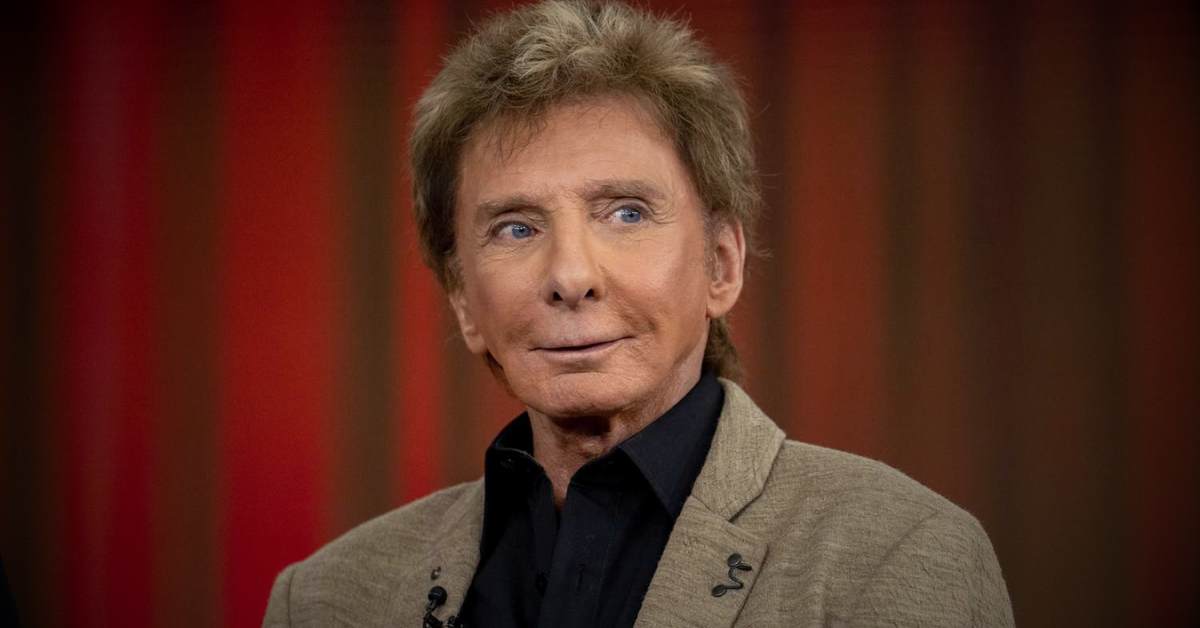 is Barry Manilow gay