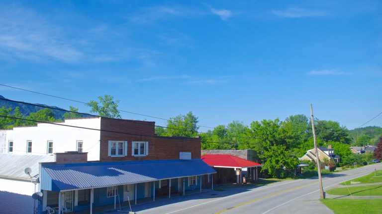 Businesses along Dr. Thomas Walker Road in Ewing, Virginia